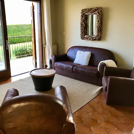 Angel Services - La Tire 3* Saint-Jorioz